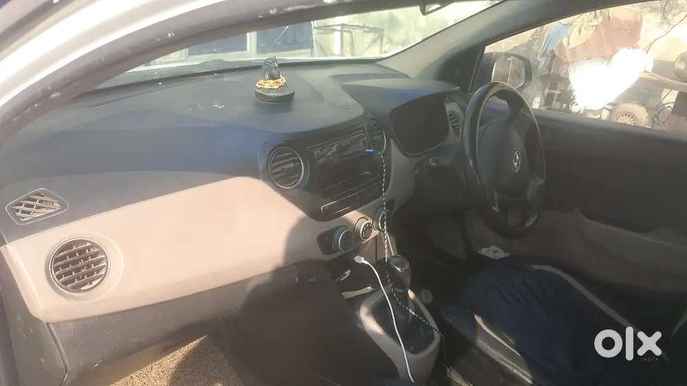 Hyundai Xcent 2016 Cng & Hybrids 120000 Km Driven