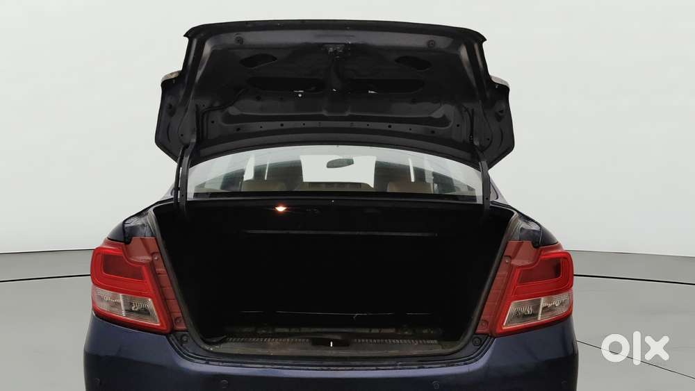 Maruti Suzuki Swift Dzire Zdi + Amt, 2017, Diesel