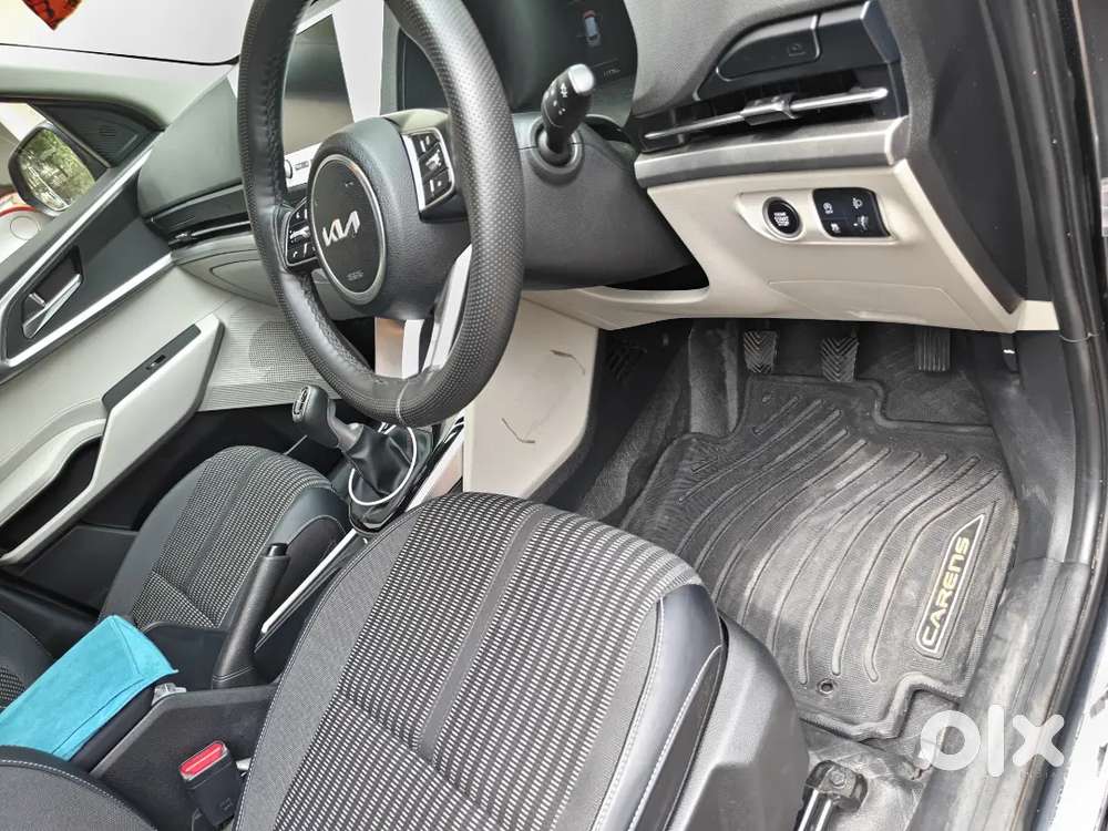 Kia Carens Petrol Well Maintained