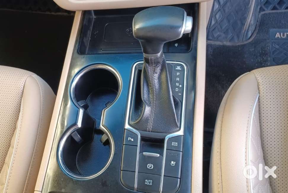 Kia Carnival Limousine Plus 7 Str, 2022, Diesel