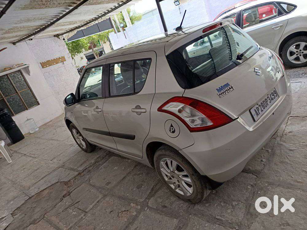 Maruti Suzuki Swift Zxi, 2012, Petrol
