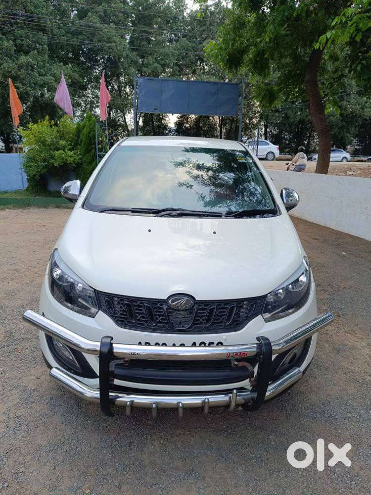 Mahindra Marazzo M2, 2019, Diesel