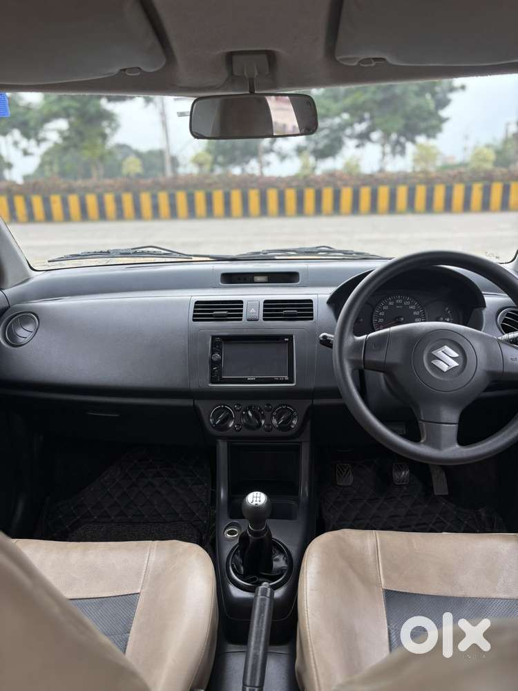 Maruti Suzuki Dzire 1.2 Lxi, 2011, Petrol