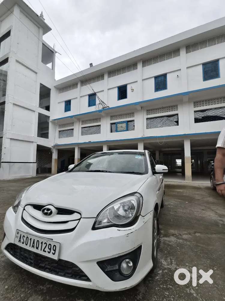 Hyundai Verna 2010 Petrol Well Maintained .  A1condition