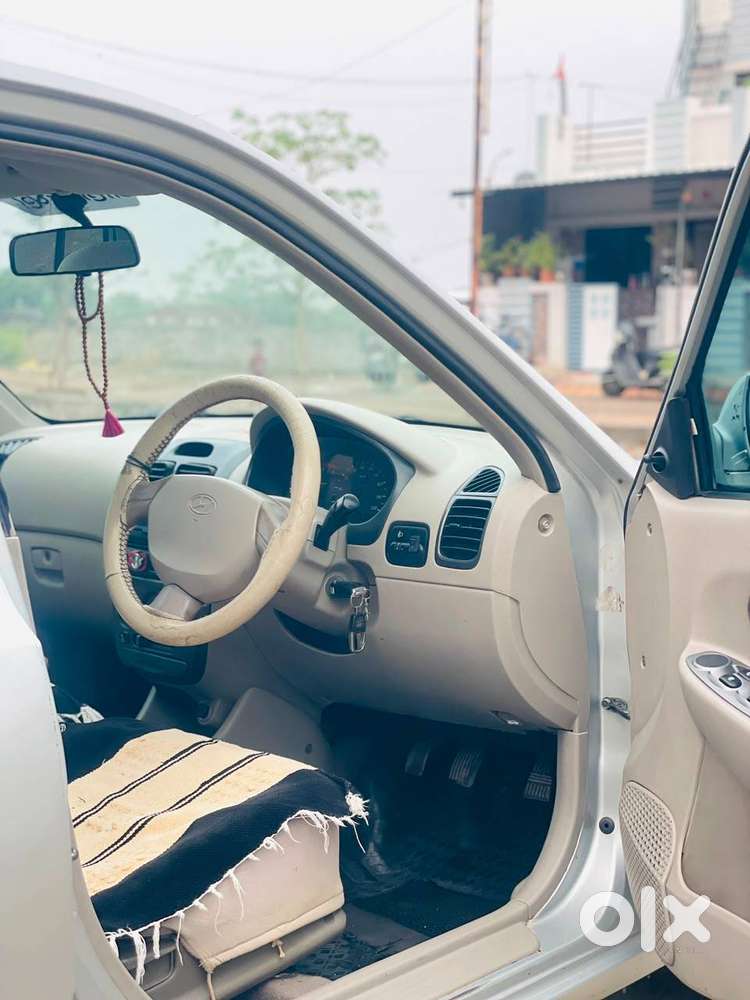 Experience The Drive Of The 2006 Hyundai Accent 1.5 Gle.