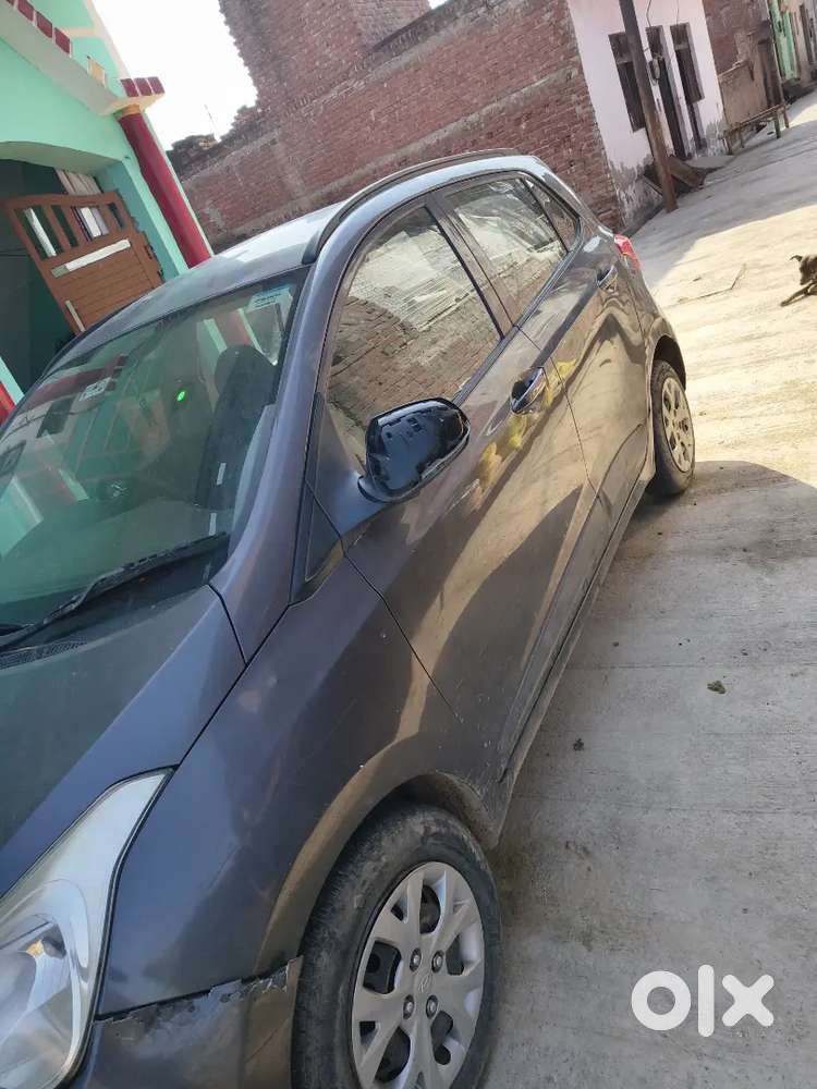 Hyundai Grand I10 2015 Diesel 80000 Km Driven