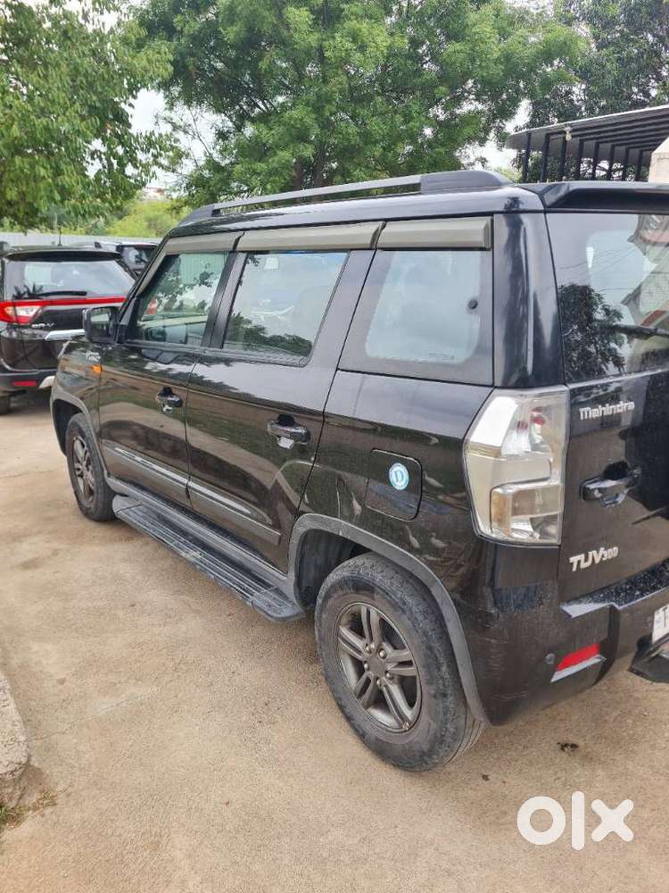 Mahindra Tuv 300 T10, 2019, Diesel