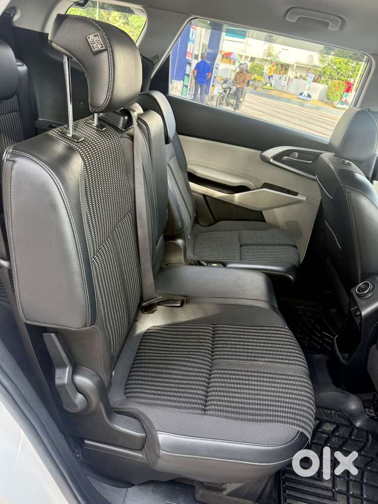 Kia Carens 1.5 Prestige Plus Diesel 7 Str Imt, 2023, Diesel