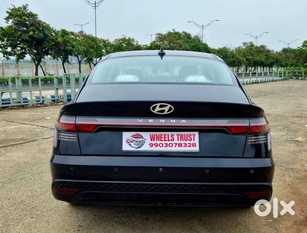 Hyundai Verna 1.5 S Petrol Mt, 2023, Petrol
