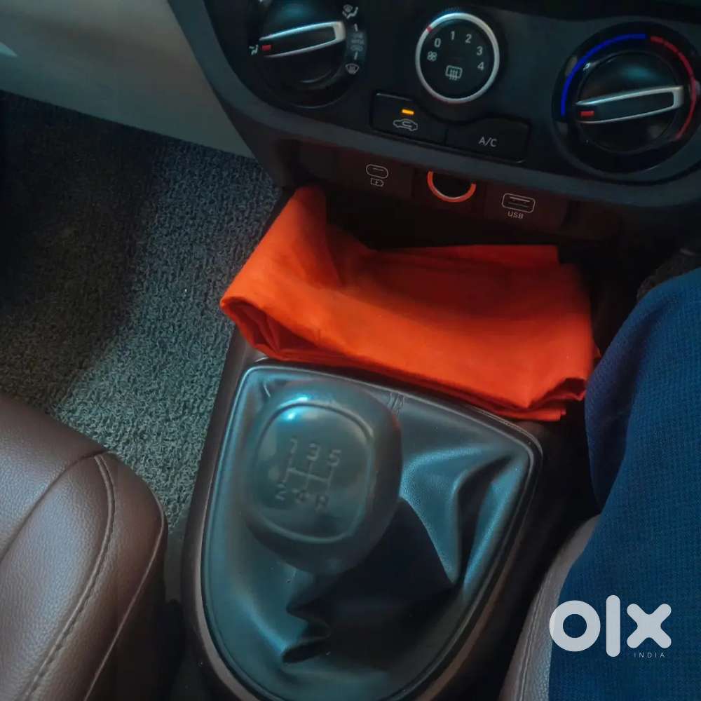 Hyundai Aura 2025 Petrol Well Maintained