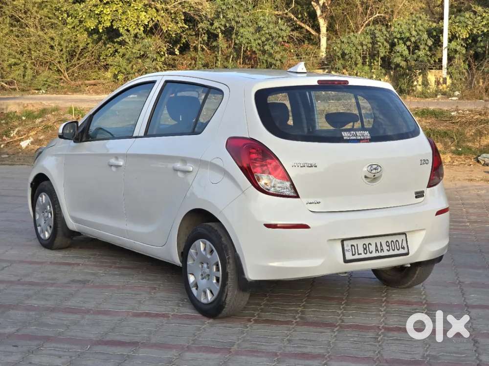 Hyundai I20 Sportz At 1.4, 2013, Diesel