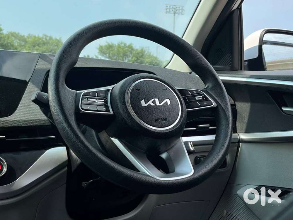 Kia Carens 1.5 Prestige 7 Str, 2023, Petrol