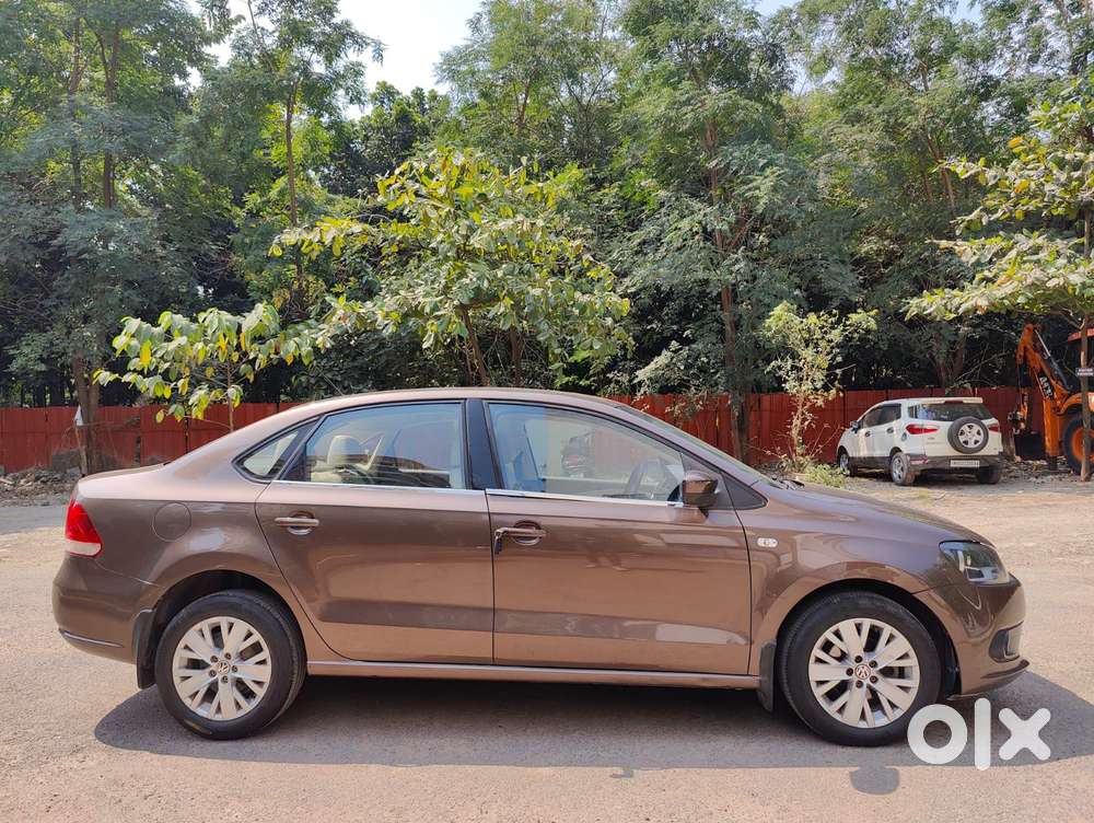 Volkswagen Vento 1.2l Tsi Highline Plus At Petrol, 2014, Petrol