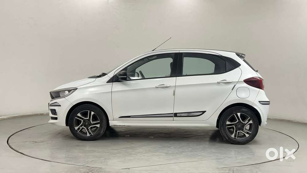 Tata Tiago 1.2 Revotron Xz Plus Dual Tone, 2020, Petrol