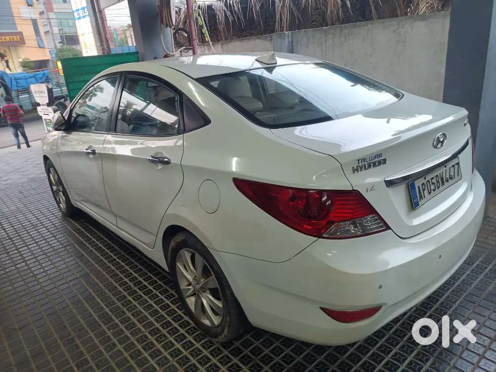 Hyundai Verna Diesel 2011 Manual