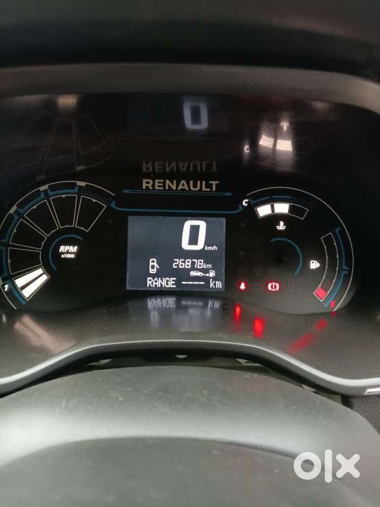 Renault Triber 1.0 Rxz Dual Tone, 2022, Petrol