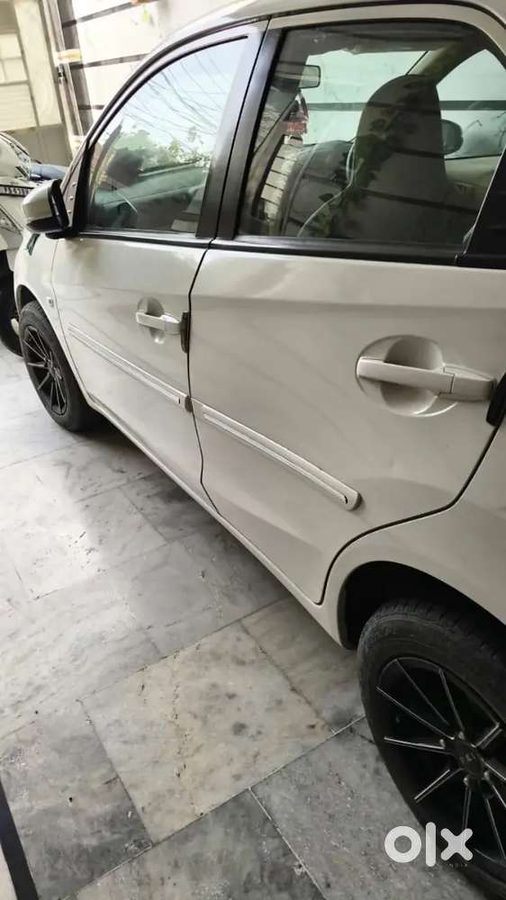 Honda Brio Exclusive 2016