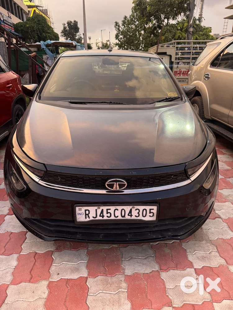 Tata Altroz 1.2 Xz Plus Dark Edition, 2021, Petrol