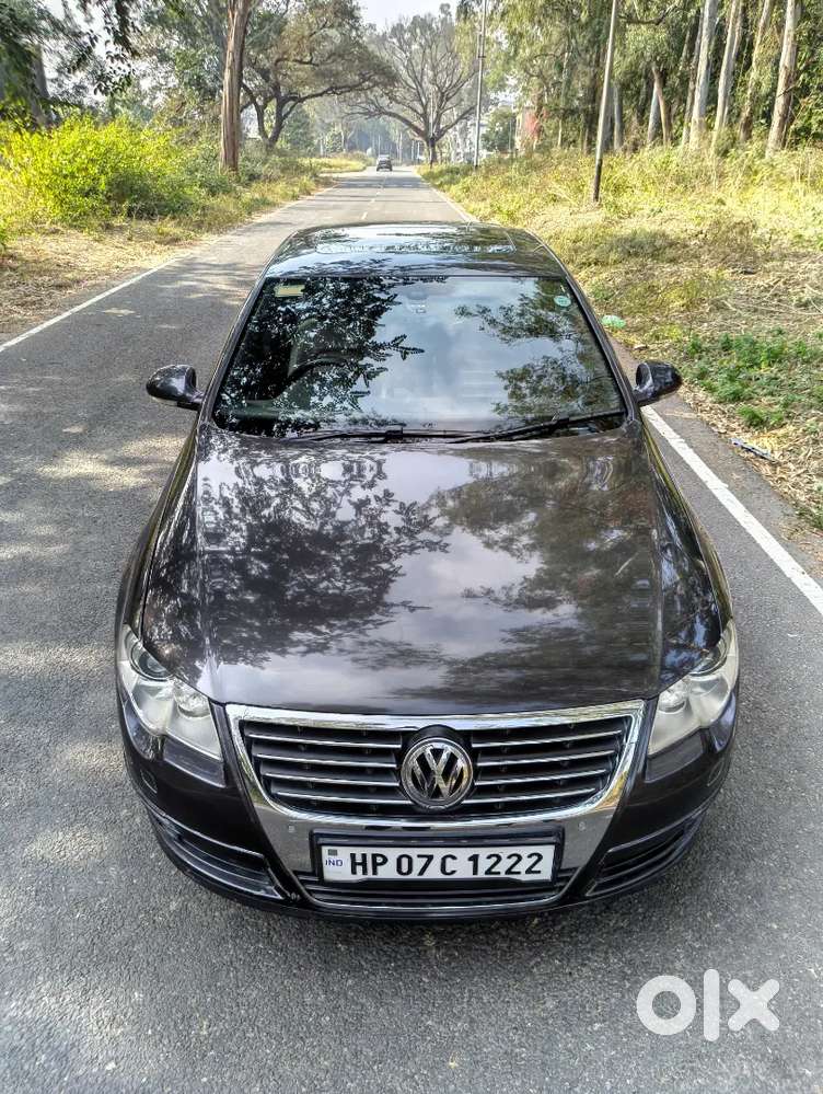 Volkswagen Passat 2010 Petrol 132000 Km Driven