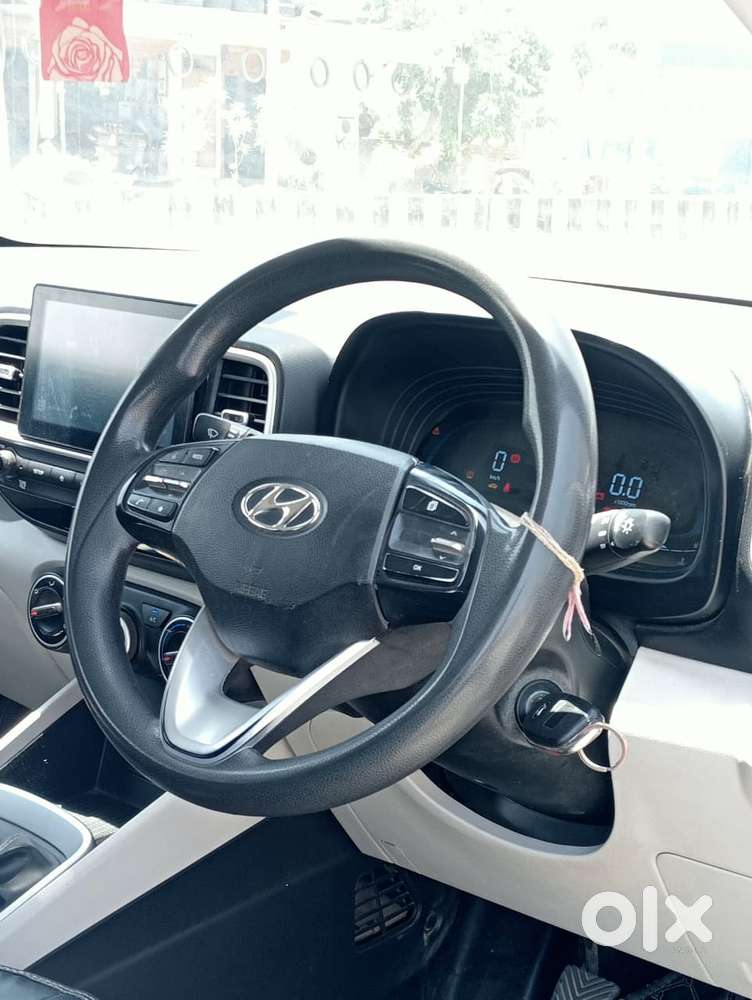 Hyundai Venue S 1.2 Petrol, 2023, Petrol