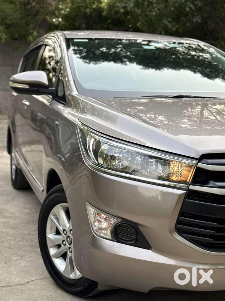 Toyota Innova Crysta 2.4 G Mt, 2016, Diesel