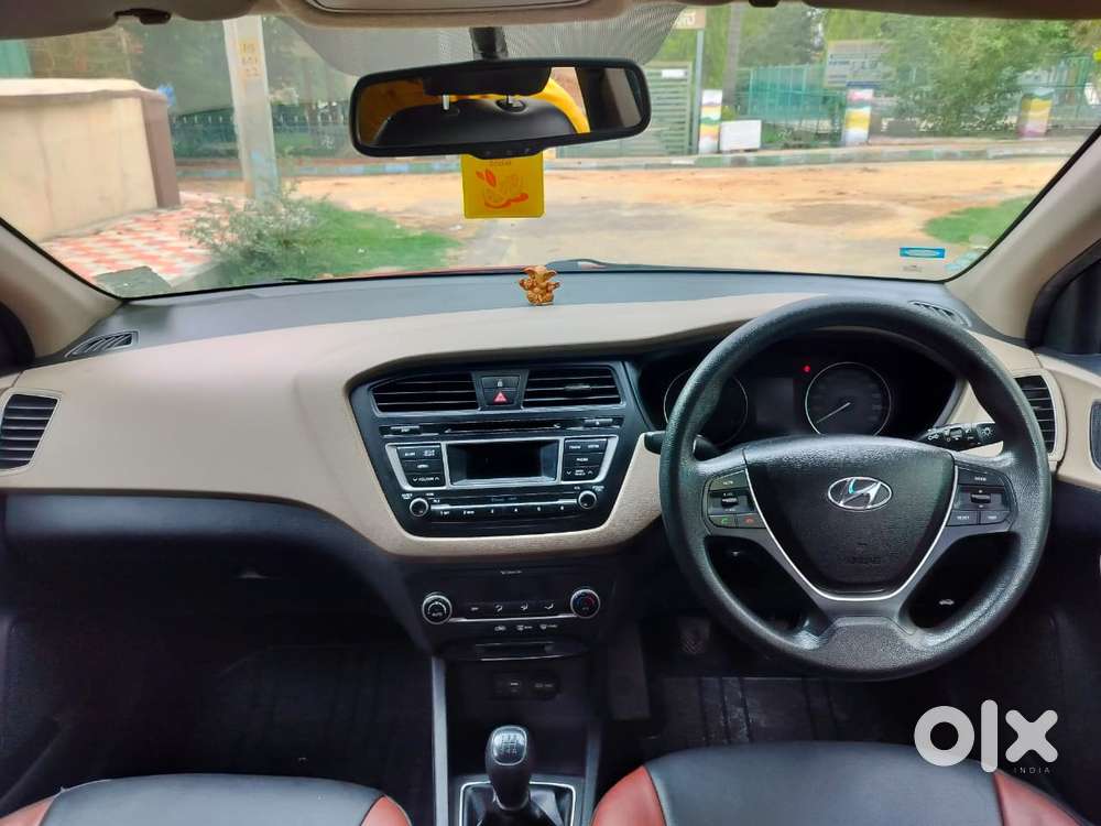 Hyundai I20 Sportz 1.2 Bs-iv, 2015, Petrol