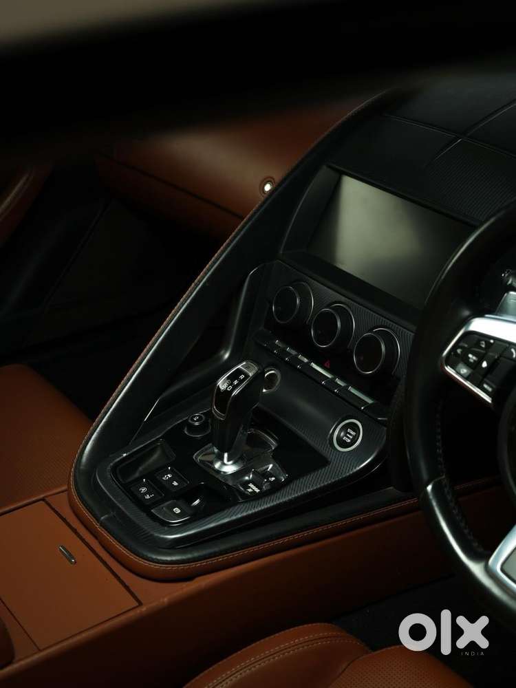 Jaguar F Type Coupe R-dynamic 2.0, 2020, Petrol