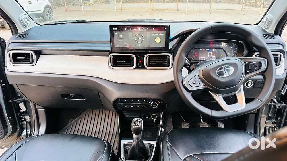 Tata Punch, 2025, Petrol