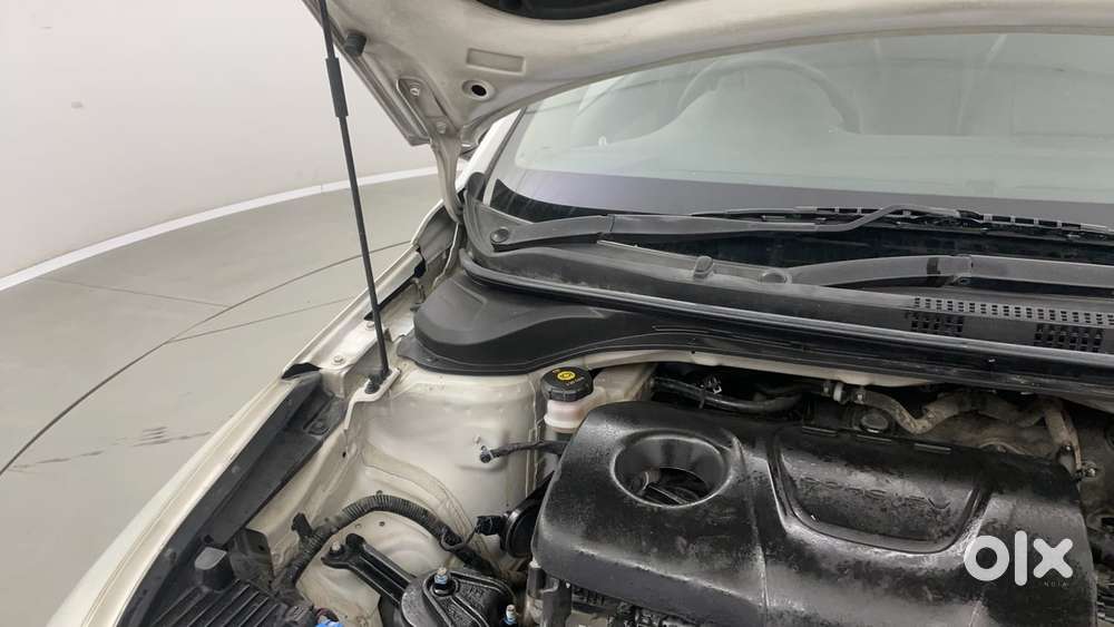 Hyundai Verna [2015-2017] Fluidic 4s 1.6 Crdi Sx (o) At, 2019, Petro..