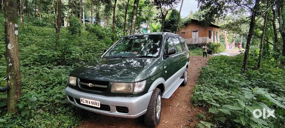 Chevrolet Tavera Elite 2004