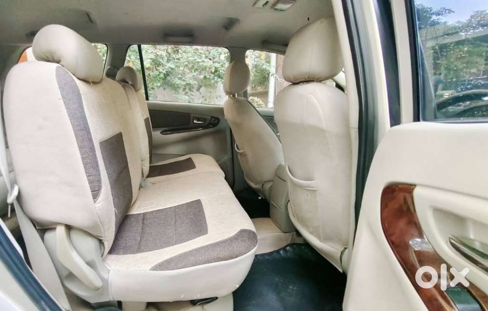 Toyota Innova 2012-2013 2.5 Vx (diesel) 8 Seater Bs Iv, 2012, Diesel