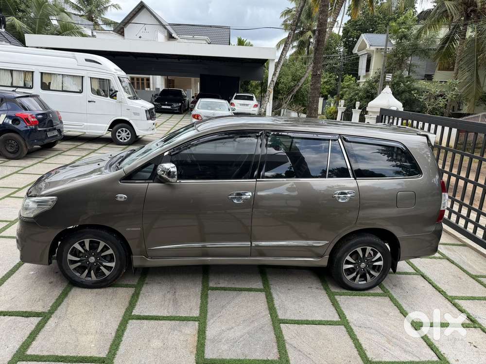 Toyota Innova 2.5 G (diesel) 7 Seater, 2016, Diesel