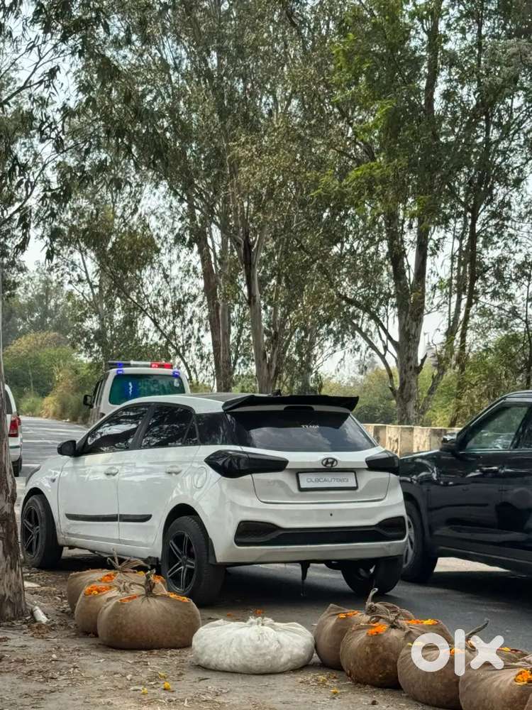Hyundai Elite I20 2018 Cng & Hybrids 88000 Km Driven