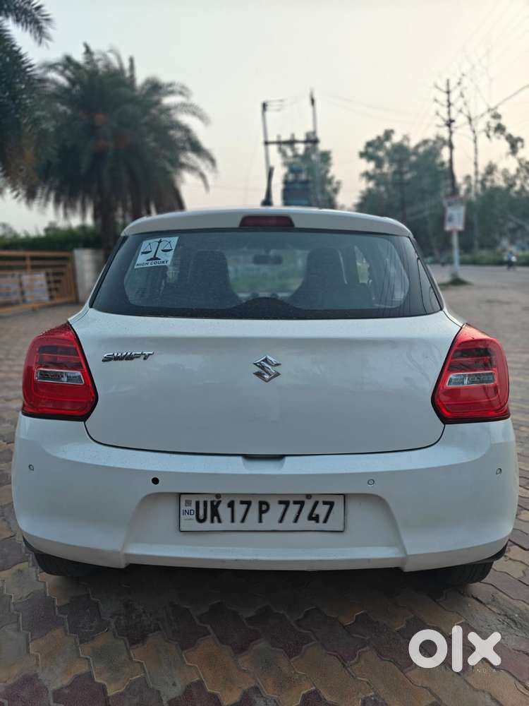 Maruti Suzuki Swift Lxi Option, 2021