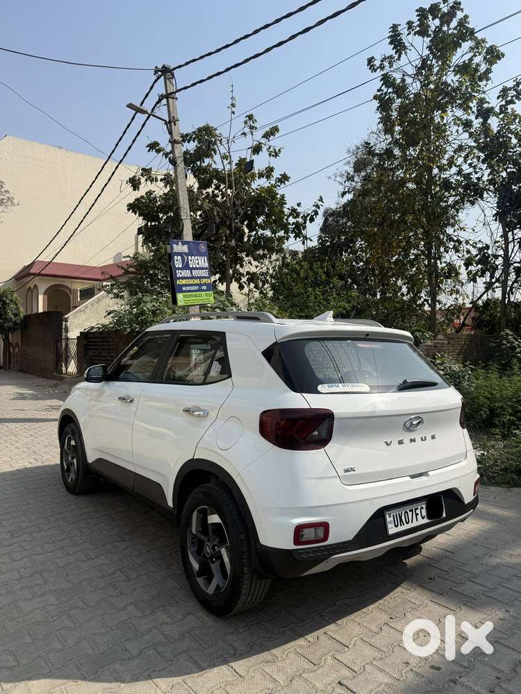 Hyundai Venue 1.5 Crdi Sx (o), 2022, Diesel