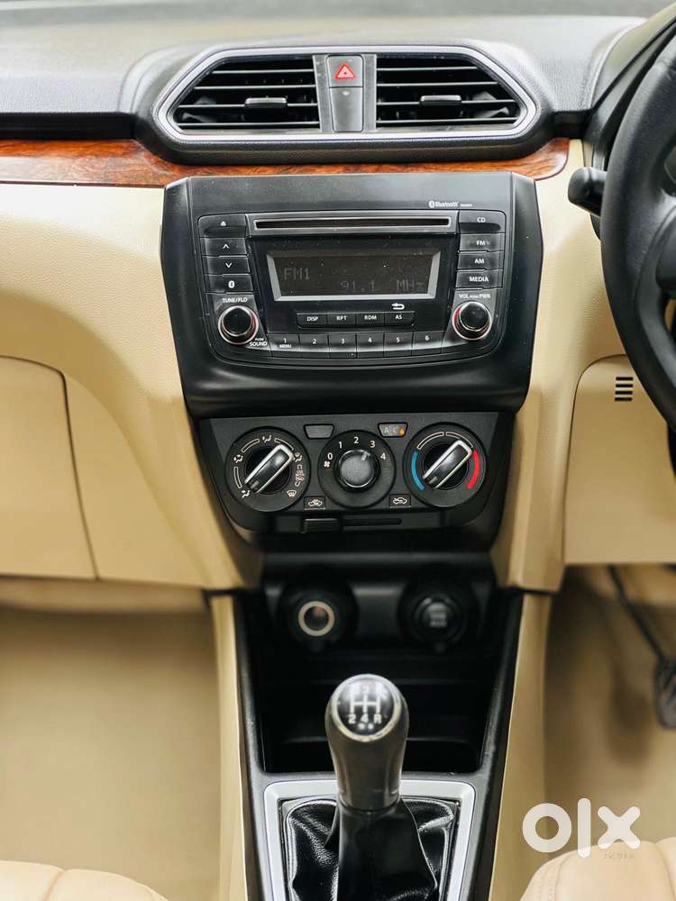 Maruti Suzuki Swift Dzire Vxi Optional, 2017, Petrol