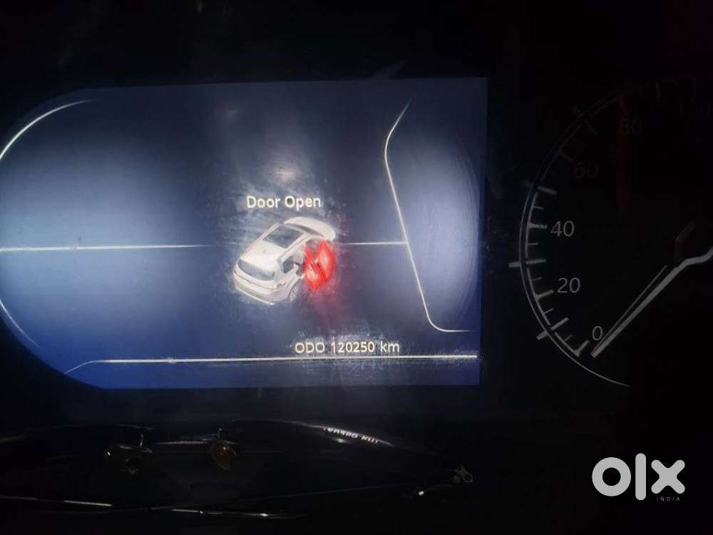 Tata Safari 2.0 Kryotec Xz Plus Red Dark Edition, 2022, Diesel