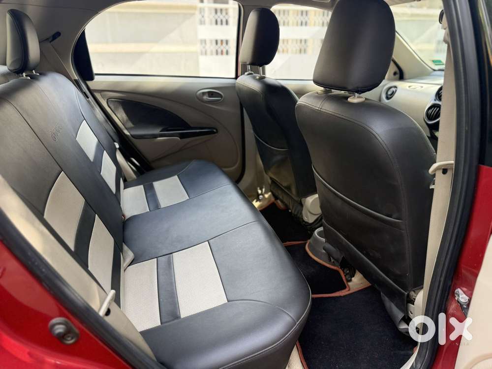 Toyota Etios Liva V Limited Edition, 2015, Petrol