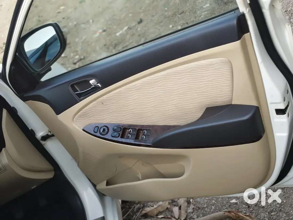 Hyundai Verna 2015 Diesel Well Maintained.