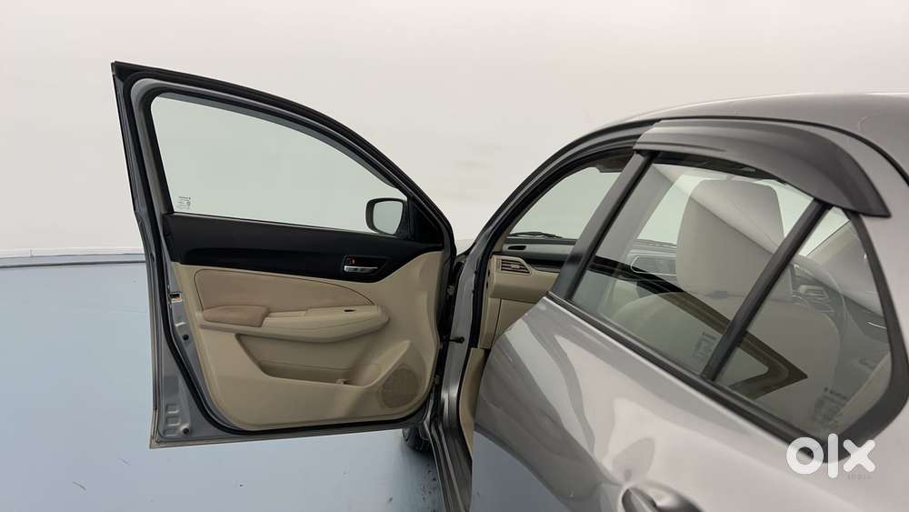 Maruti Suzuki Dzire 1.2 Vxi, 2022, Petrol