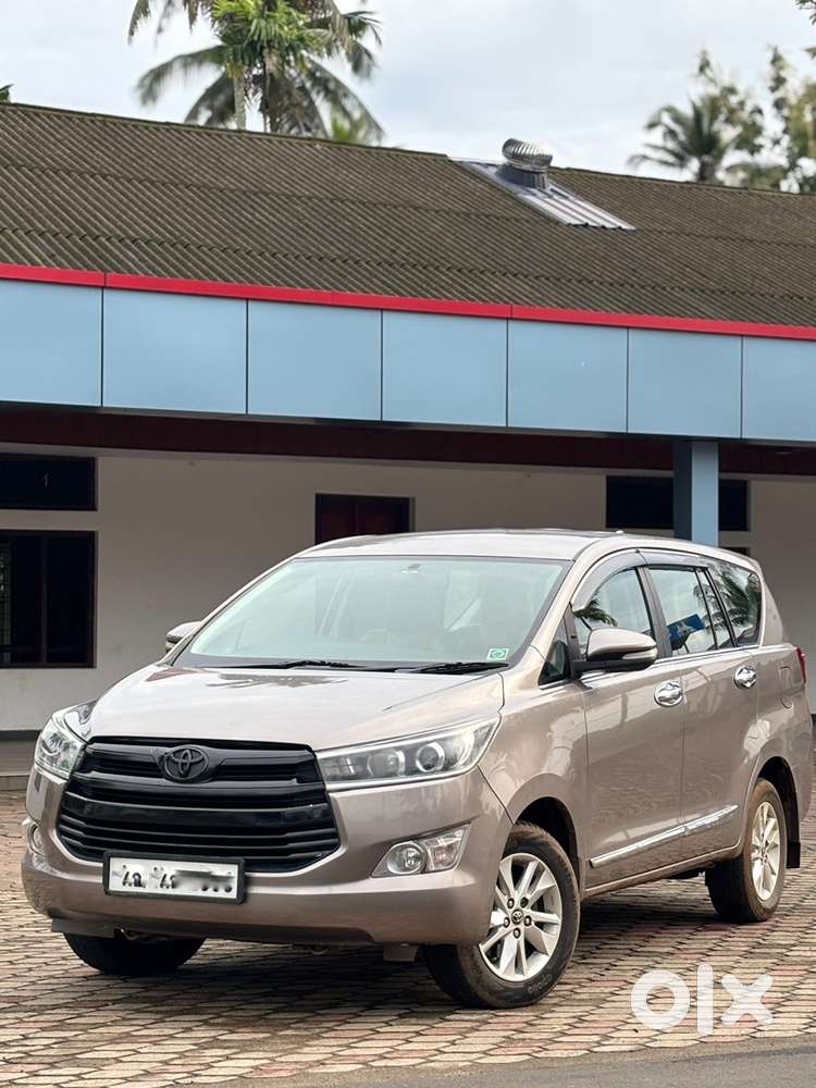 Toyota Innova Crysta 2017