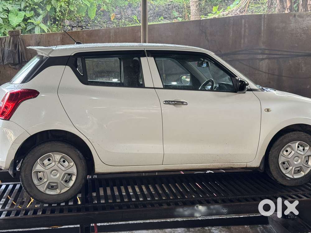 Maruti Suzuki Swift Lxi Optional-o, 2020, Petrol