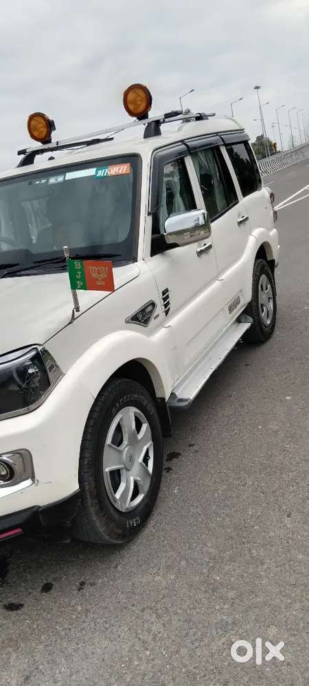 Mahindra Scorpio 2018 Diesel Well Maintained