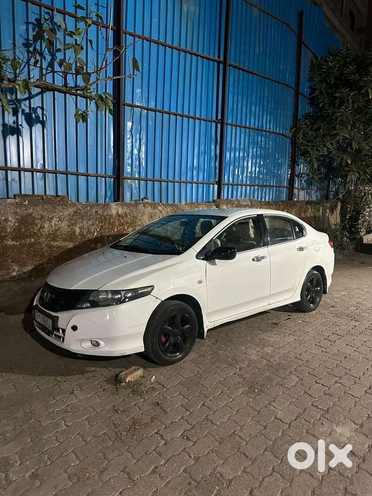 Honda City Automatic Car 2011