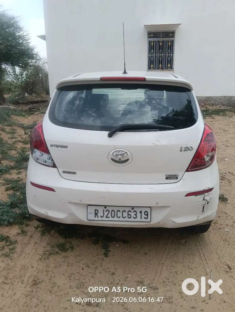 Hyundai I20 2013 Diesel 12200 Km Driven Need Paiment
