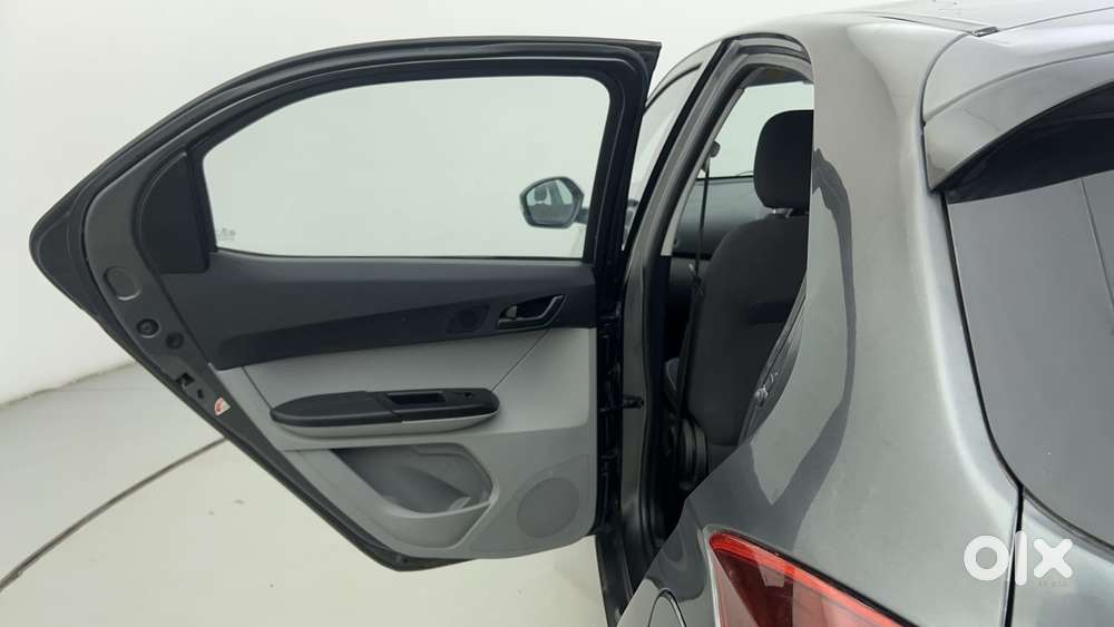 Tata Tiago Xza, 2020, Petrol