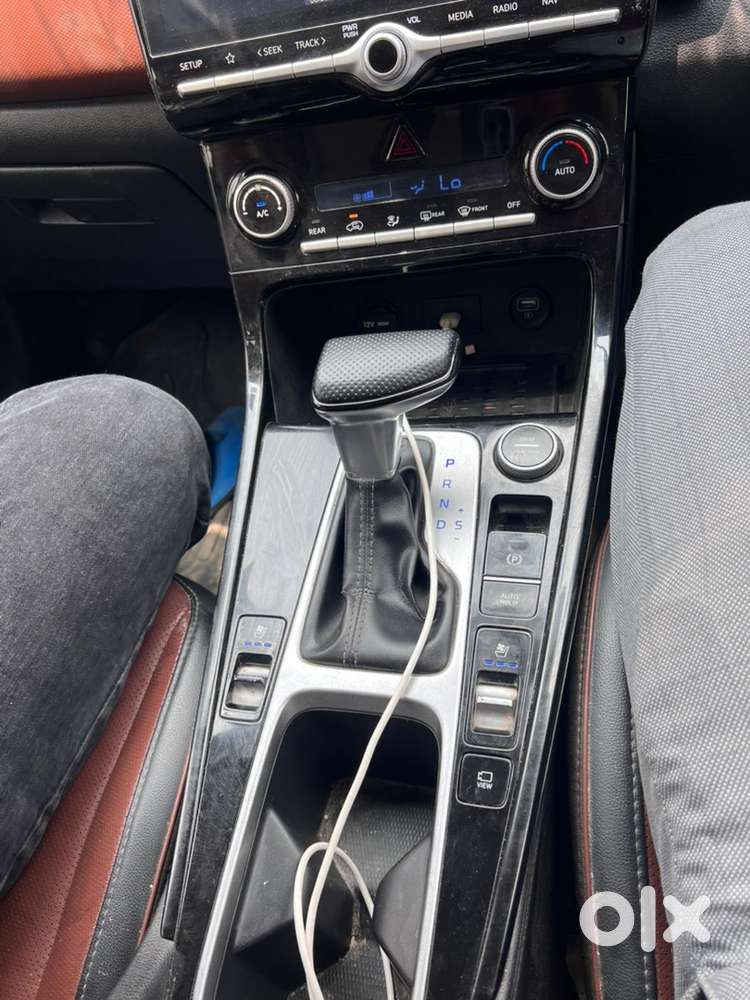 Hyundai Alcazar 2021 Diesel Well Maintained