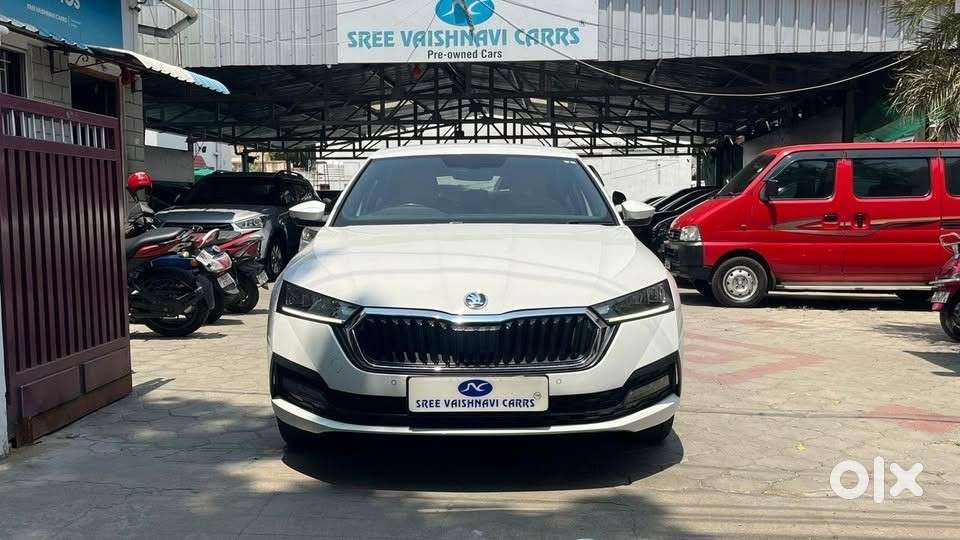 Skoda Octavia 2.0 Style Tsi At, 2021, Petrol