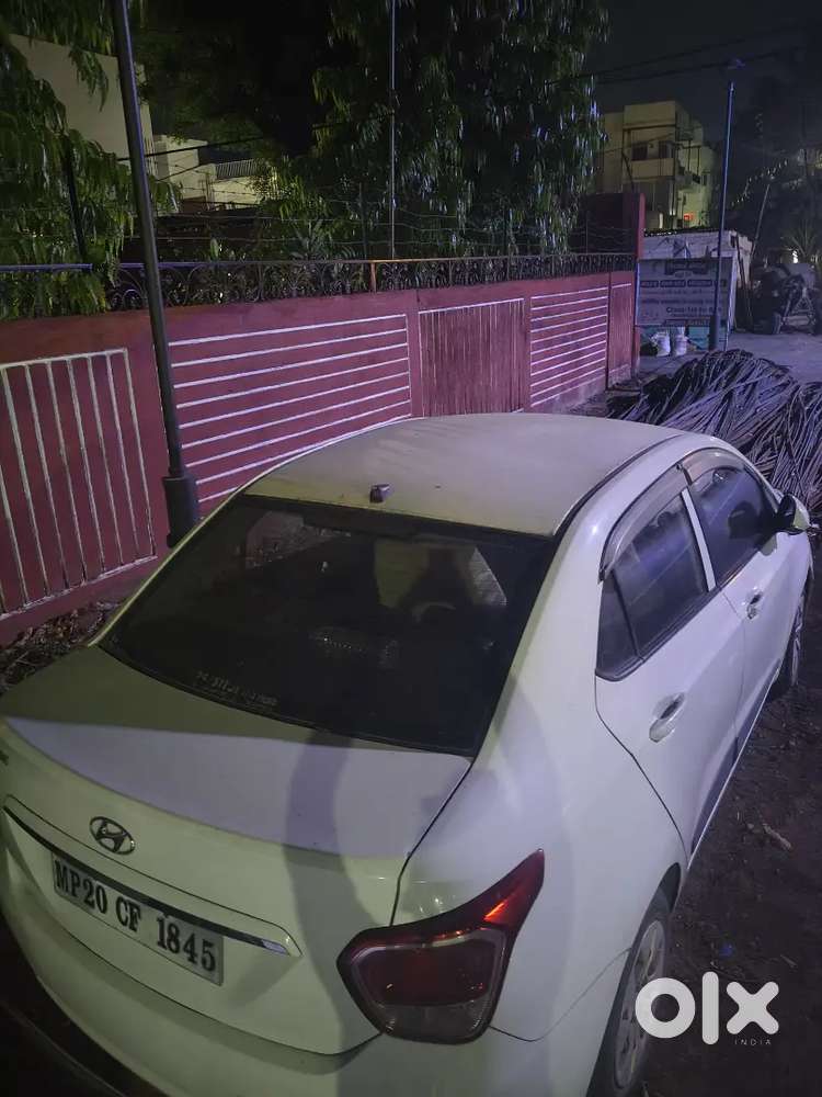 Hyundai Xcent 2016 Petrol 43000 Km Driven Maintained