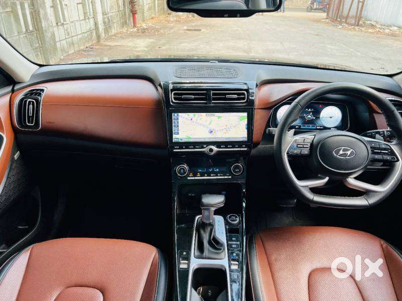 Hyundai Alcazar 2.0 Signature (o) Petrol At 6 Str, 2022, Petrol